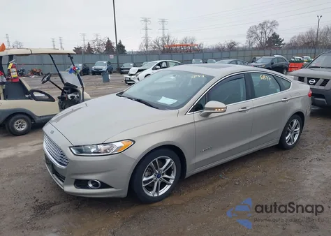 2015 Ford Fusion Hybrid Titanium from USA, damaged, VIN 3FA6P0RU7FR172732